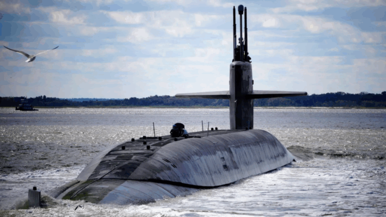 Submarino estadounidense con capacidad nuclear hizo su primera escala en Corea del Sur tras cuatro décadas
