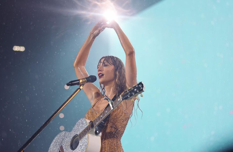 Taylor Swift hace historia como la artista femenina con la mayor cantidad de álbumes N°1 según Billboard