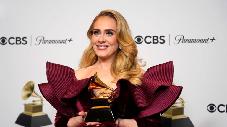 ¿Por qué nuestras voces cambian a medida que envejecemos?