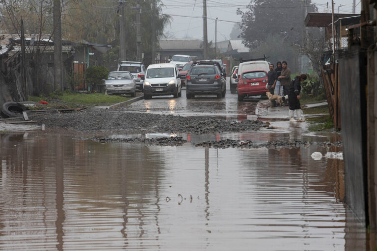 Declaran Alerta Roja en Concepción por desborde del río Andalien