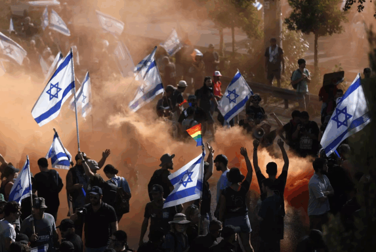 Israel: Sohr advierte que crisis social debido a cambios al sistema judicial 