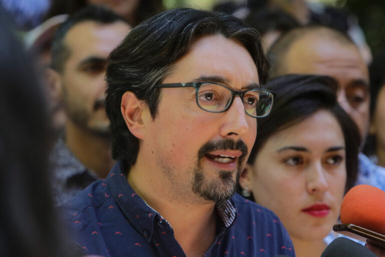 Latorre descartó la creación de un partido único del Frente Amplio 