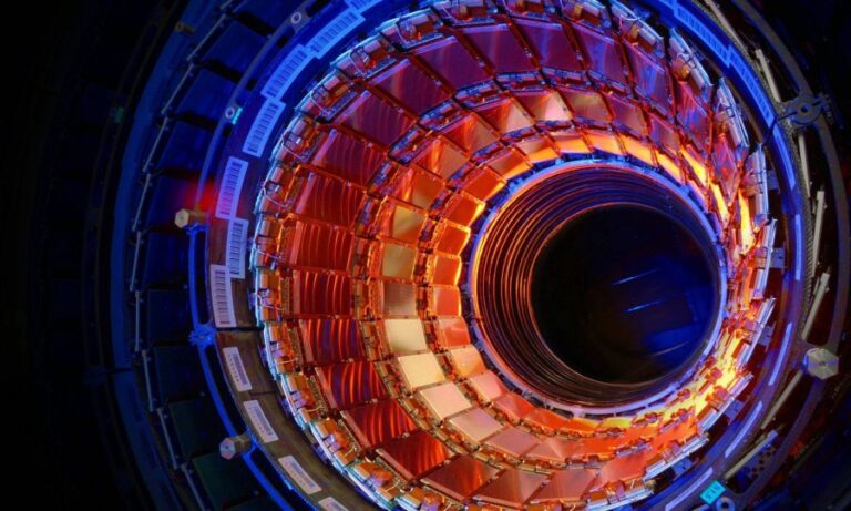 Qué es y qué se investiga en el CERN, el importante centro europeo al que Chile podría unirse pronto