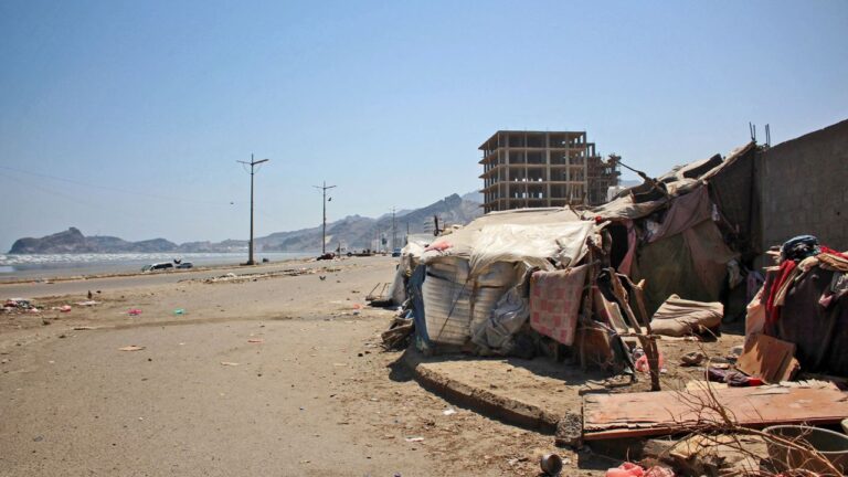 Informe de HRW reportó que guardias saudiés asesinaron cientos de migrantes que cruzaban la frontera desde Yemen