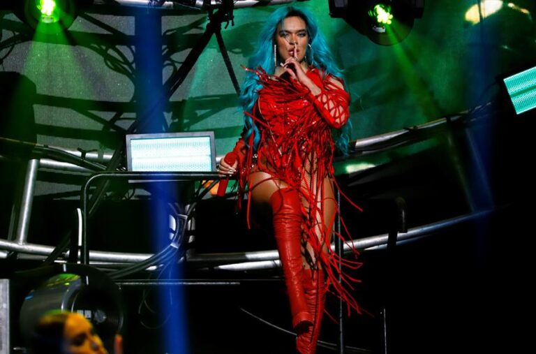 Demandan a Karol G por plagio en la canción 