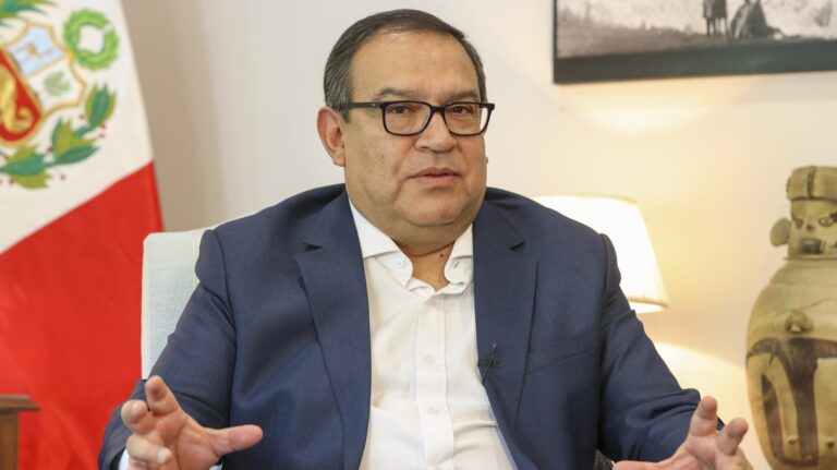 Pte. del Consejo de Ministros de Perú descartó aborto en caso de violación