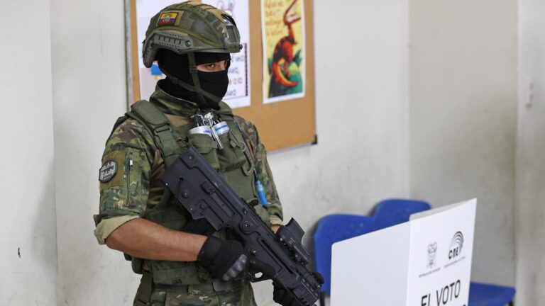 Ecuador: La candidata del correísmo se impone en elecciones marcadas por la violencia