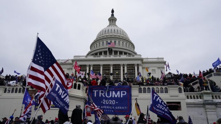 Asalto al Capitolio en EE.UU: Líder de los Proud Boys fue sentenciado a 17 años de prisión