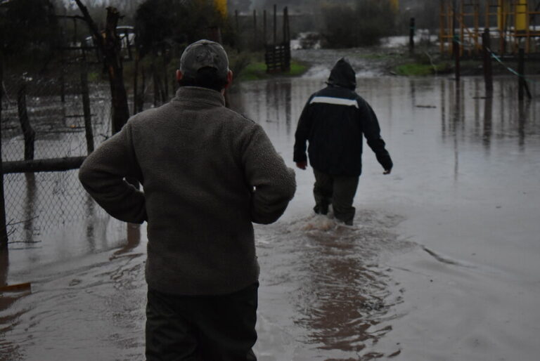 Sistema frontal: Decretan alerta roja en la Región del Maule por riesgo de aluviones y aumento de caudales en ríos