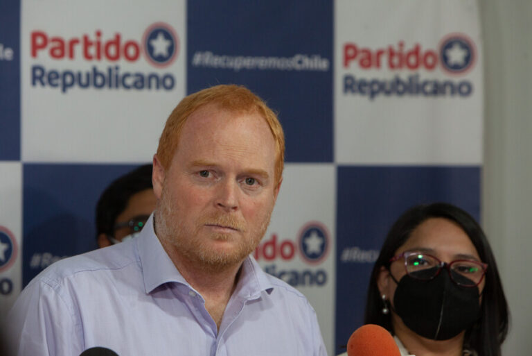 Estallido social: Rojo Edwards asegura sentirse 