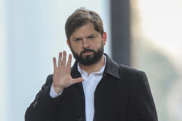 Presidente Boric anuncia que no insistirán con la reforma tributaria en el Senado: 