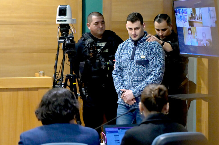 Corte acogió recurso presentado por la defensa de Martín Pradenas y ordenó que no sea trasladado a la cárcel de Valdivia