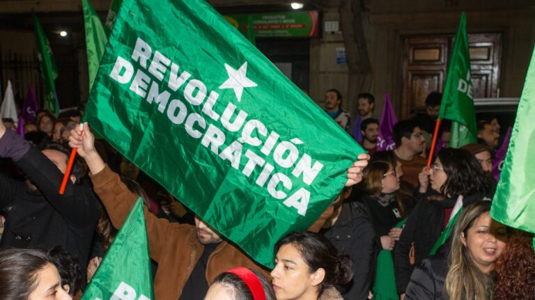 Crisis en Revolución Democrática: Directiva Nacional renunció tras cambio de gabinete