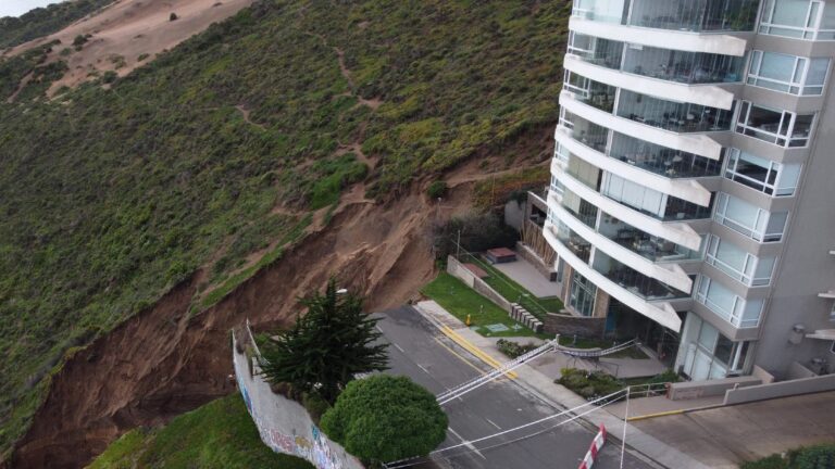 Socavón en Viña del Mar: Empresa detrás de construcción de edificio negó estar relacionada con falla de colector