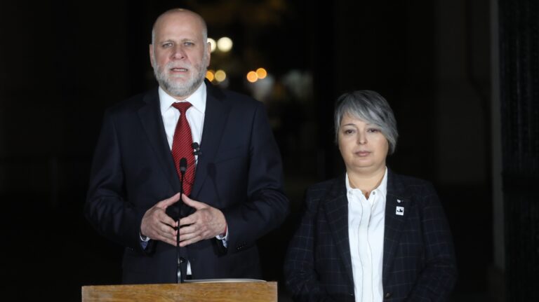 Ministra Jara tras reunión con partidos de oposición: 