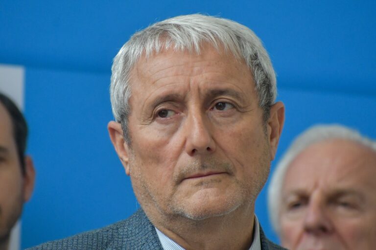 Valle dice “no compartir” la decisión de la Corte tras declarar inadmisible recurso del oficialismo sobre enmiendas de oposición