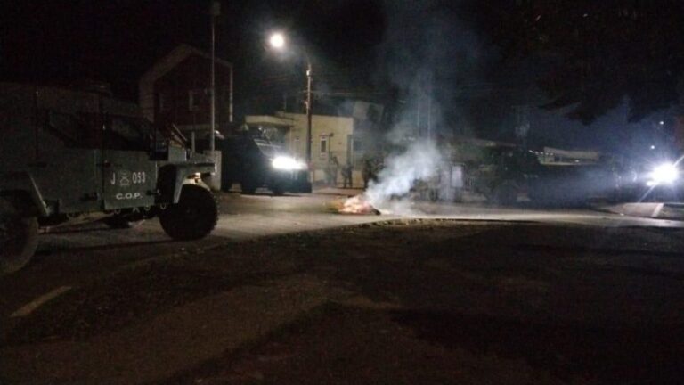 Carabineros desalojó la Municipalidad de Ercilla: Fue tomada la semana pasada por comuneros mapuche