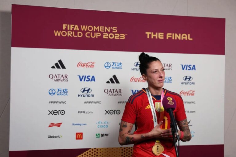 Jenni Hermoso niega que el beso con Rubiales haya sido consentido: 