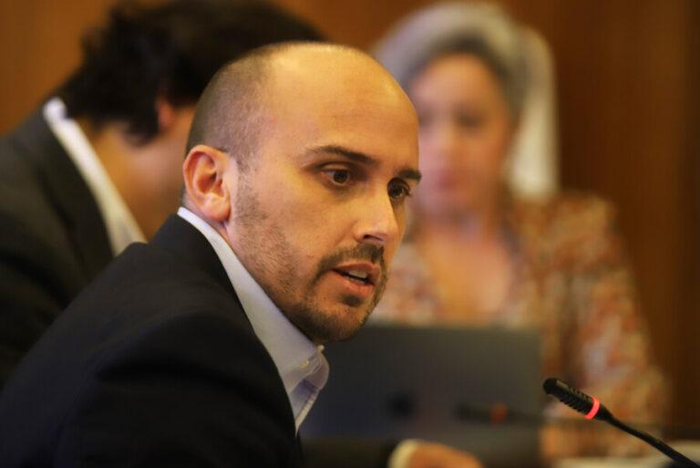 Diputado Longton: “Lo que sorprende es la falta de autocrítica y la soberbia del exministro Jackson