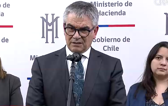 Ministro Marcel se reúne con partidos políticos por pacto fiscal: 