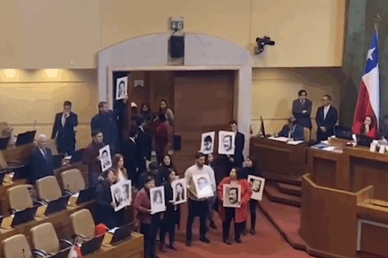Fuerte discusión en el Congreso luego que se aprobara la lectura de la declaración del '73 contra Allende