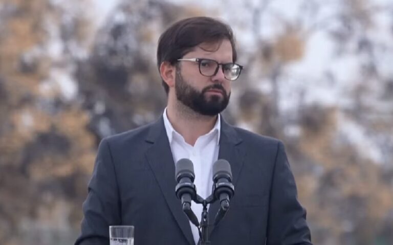 Pdte. Boric: “Los que sufren con estos sinvergüenzas, que en nuestro gobierno también han aparecido, son las personas”