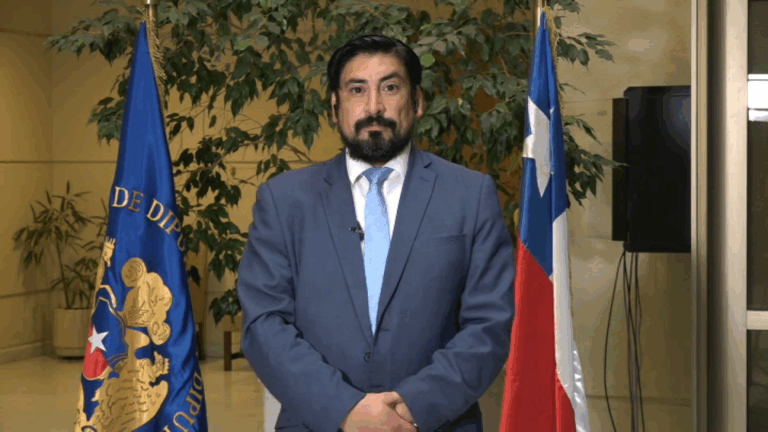 Oyarzo y postura del PDG sobre AC contra Jackson: 