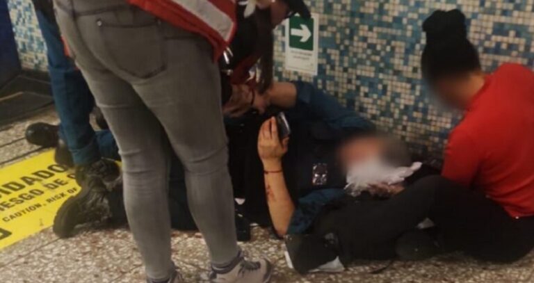 Vigilante de Metro es brutalmente golpeado por turba de encapuchados tras operativo para erradicar el comercio ambulante