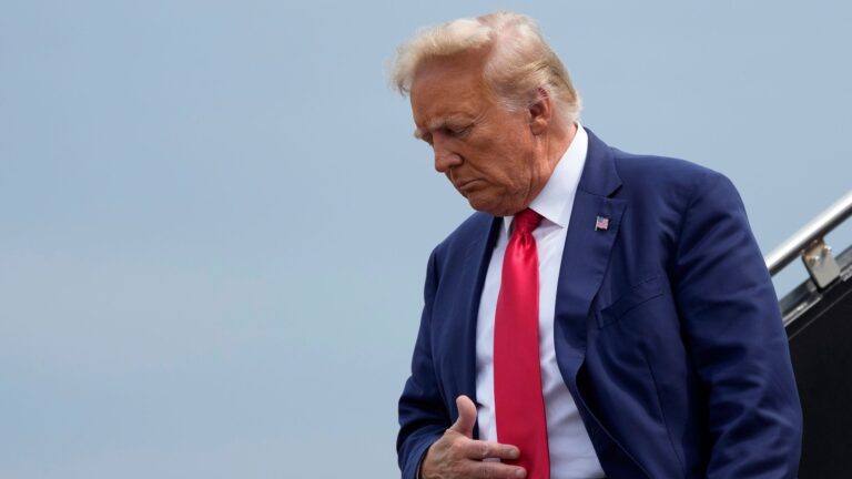 Donald Trump asegura que la Corte Suprema debe 