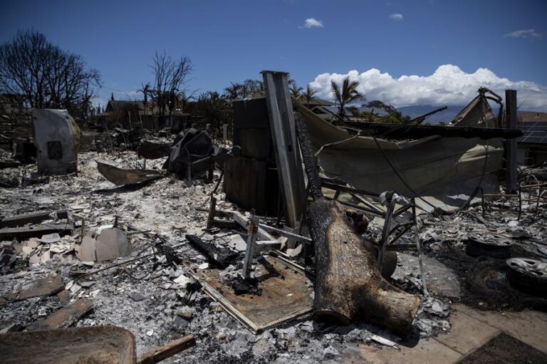 Sigue la tragedia en Hawái: Al menos 110 personas han muerto en los incendios, según el gobernador