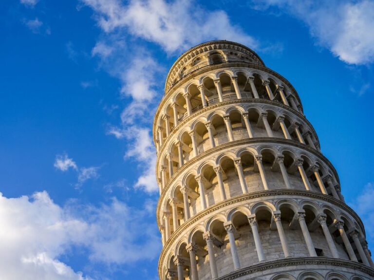 La torre de Pisa se inclinaba peligrosamente, pero ahora es otra la historia: ¿Qué le pasó a la icónica infraestructura?