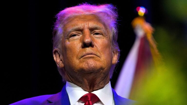 Exclusiva CNN: Fiscales tienen mensajes que muestran que equipo de Trump está detrás de violación del sistema de votación