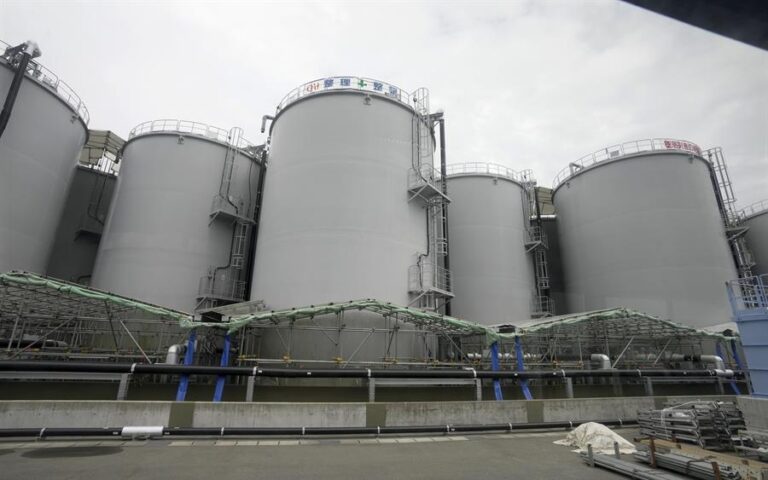 Japón: Vertido del agua tratada de la central nuclear de Fukushima comenzará este jueves