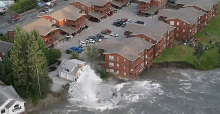 Inundaciones por derretimiento de glaciares: Dron capta el momento en que casa cae a un río en Alaska