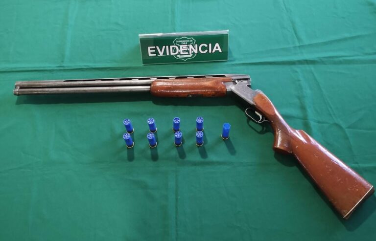 Detienen en Ñuble a sujeto que disparó a su familiar con una escopeta no inscrita: Habría sido accidental