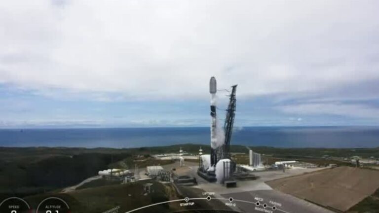 Gobierno firmó convenios para la construcción de nuevos centros espaciales en Antofagasta, Magallanes y la Antártica