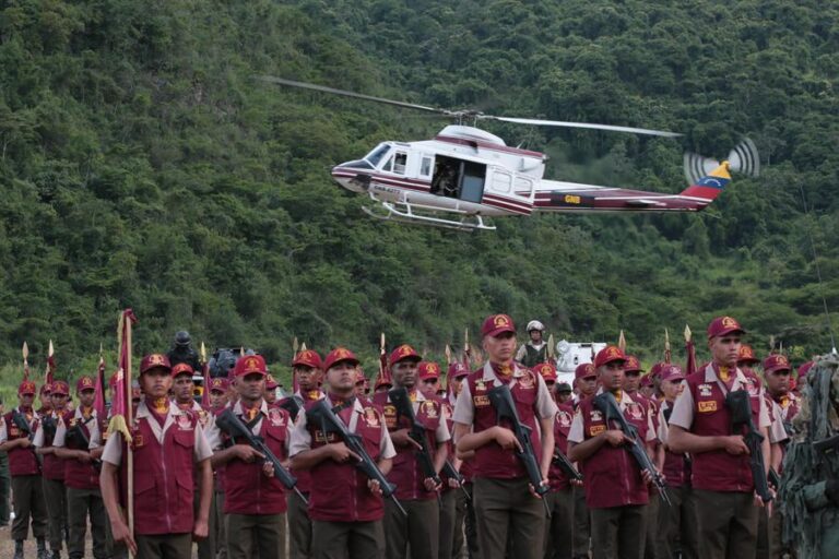 Venezuela: Maduro acusa a la extrema derecha de recibir financiación de EE.UU. para 