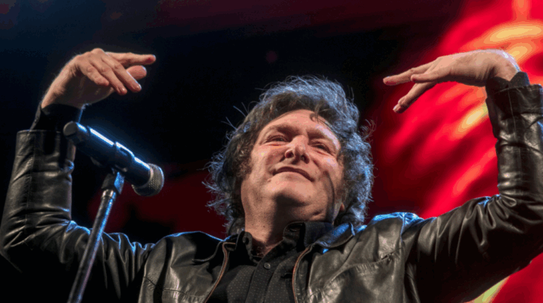 Cómo surgió Javier Milei, el fenómeno de derecha antisistema en Argentina