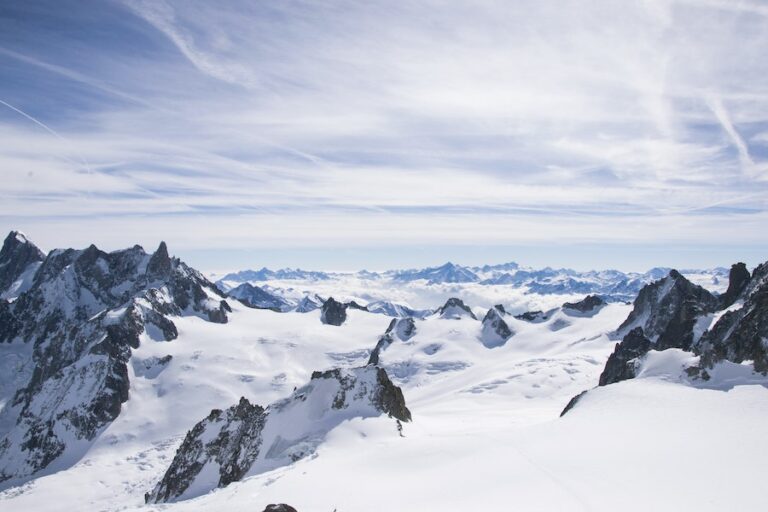 Encuentran el cadáver de un hombre que desapareció en un glaciar de los Alpes hace 22 años