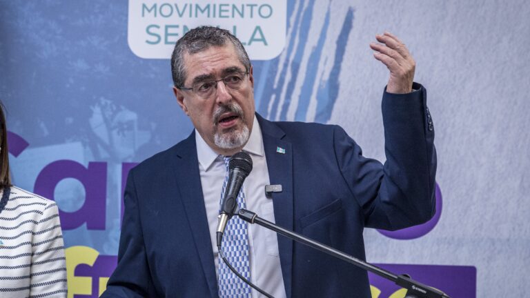 Chile manifiesta preocupación por denuncia de golpe de Estado en Guatemala: Que sea “un proceso de transición fluido