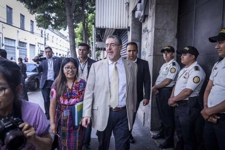 Presidente electo de Guatemala denuncia 