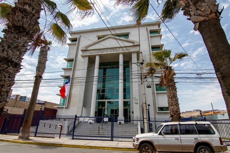 Corte Suprema no se pronunciaría sobre juez que ordenó entregar datos de testigos anónimos en caso Los Gallegos