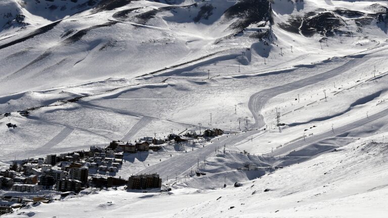 Carabineros confirma el deceso del joven desaparecido en el centro de esquí La Parva tras 15 días de intensa búsqueda