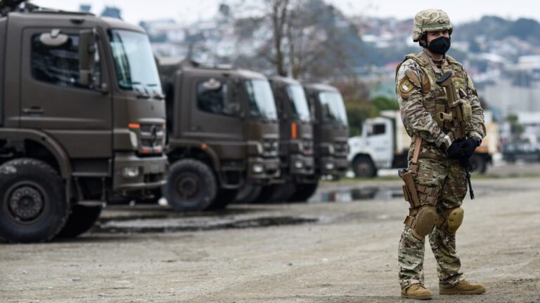 Encuesta sobre seguridad: 85,7% evita salir de noche y el 73,9% respalda la aplicación del Estado de Excepción