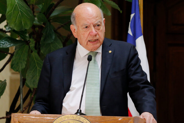 Insulza por veto a ley de usurpaciones: 