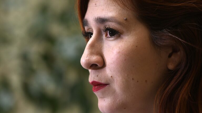 Abogado de Catalina Pérez descarta tráfico de influencias tras informe PDI: 