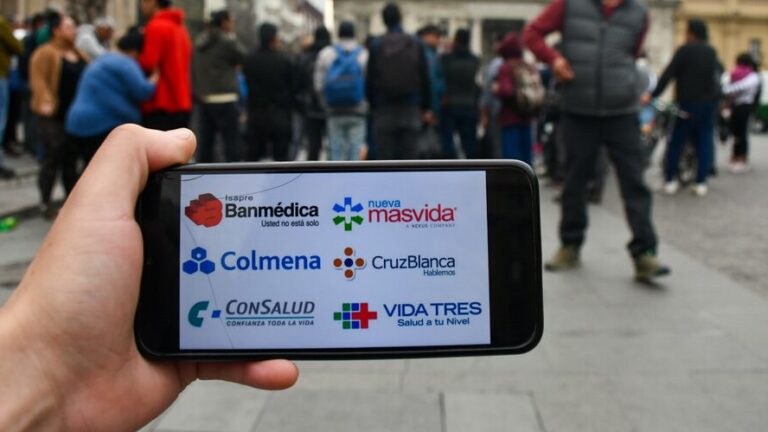 Banmédica y Vida Tres renuncian a la Asociación de Isapres en el marco de crisis en la industria