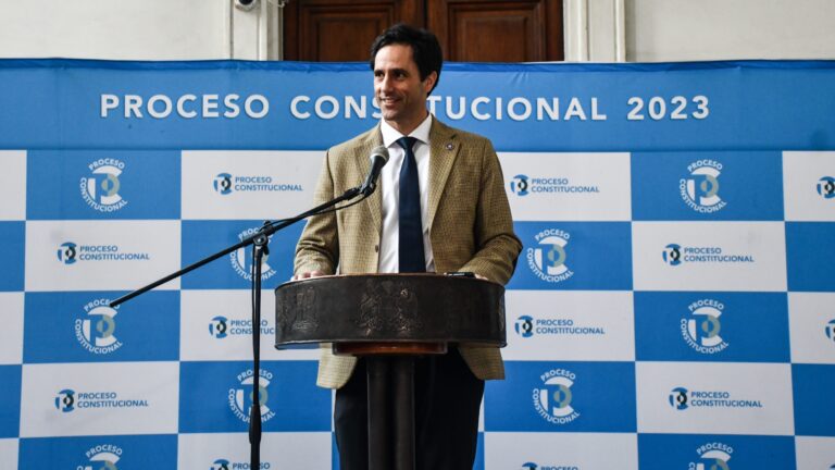 Consejeros republicanos retiran enmiendas para alcanzar acuerdos con el oficialismo
