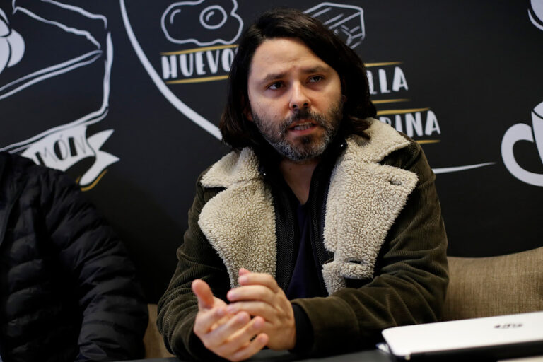 Suprema revoca sentencia y rechaza recurso de protección de Alberto Mayol contra la Usach por disminución de viáticos