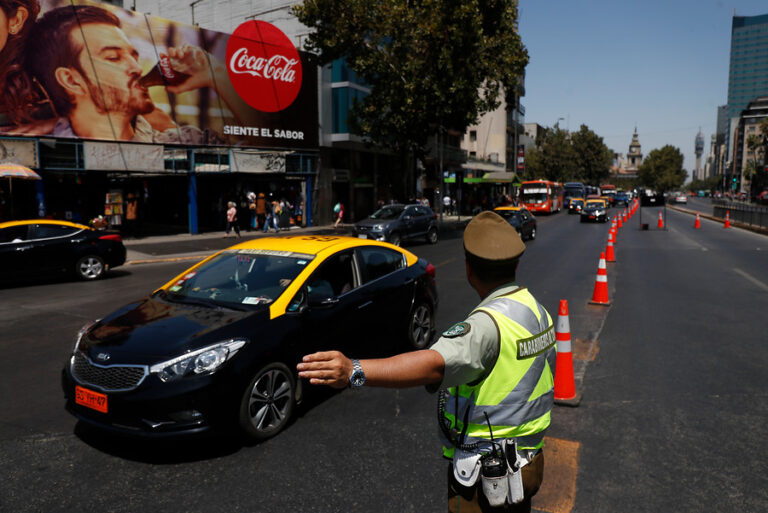 Cortes de tránsito en Santiago: Estos son los desvíos por el Te Deum Ecuménico y por la Parada Militar